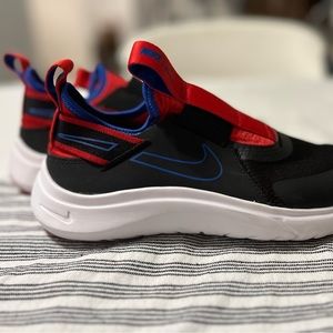 Nike flex plus running shoes.